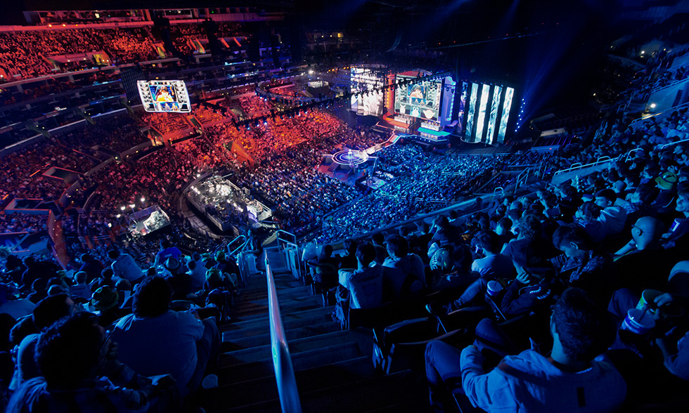 今日凌晨结束的2023LEC春季赛的总决赛中，MAD在先失两城的情况下，连下三局成功击败BDS夺得春冠，MAD也成功锁定了2023MSI席位