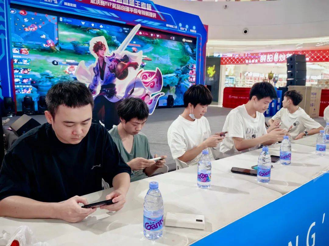 NIP赛后群访 shanji：第一局剑魔最大的失误就是团战闪现撞墙了