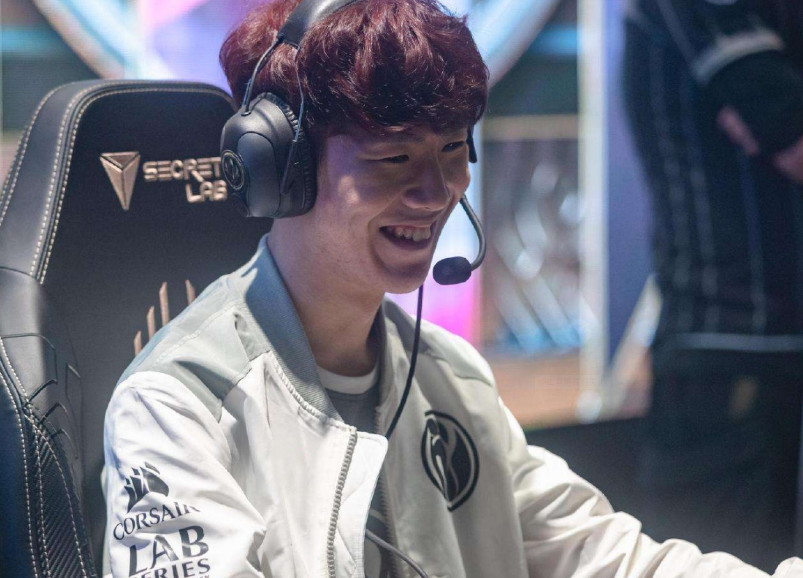 【视频】LPL昨日精彩TOP5：BIN豪取四杀